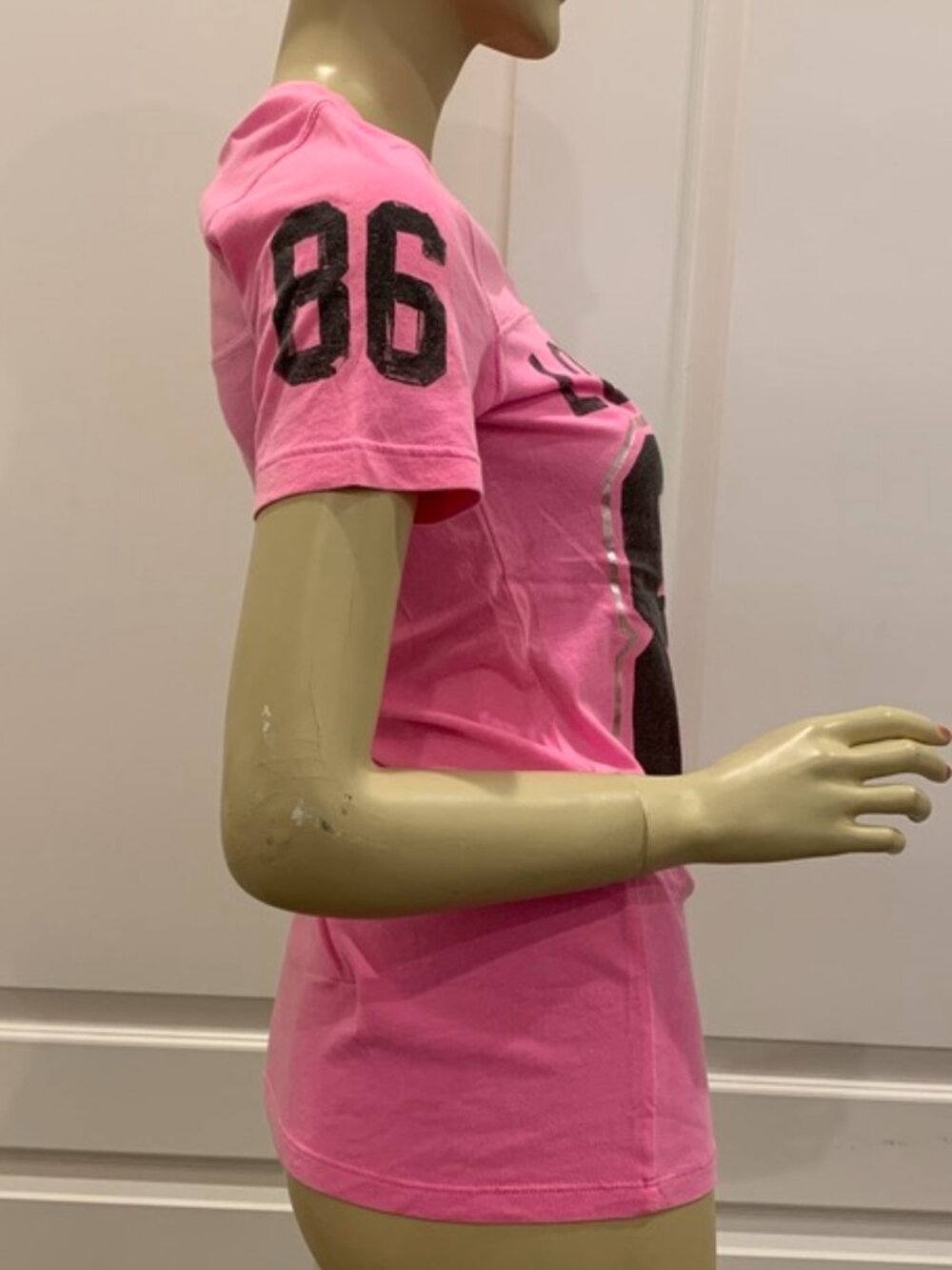 Victoria's Secret Pink Tee - Picture 3 of 5
